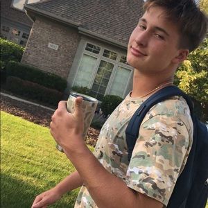 Meet your Posher, Thomas